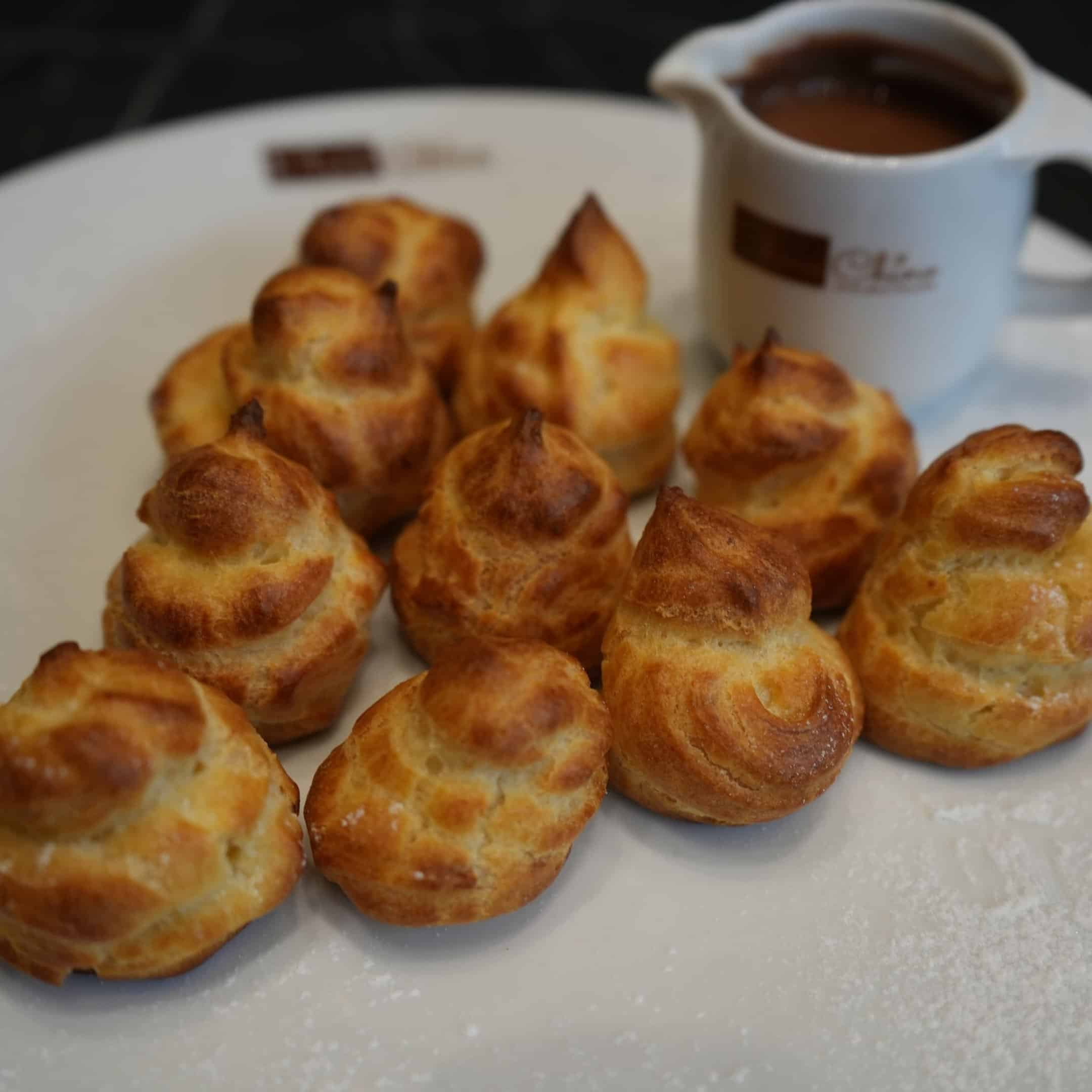 Choux À La Crème Croquant Au Chocolat